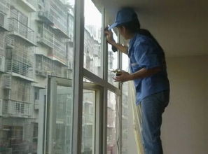 冠源家政 專業家庭保潔，服務團隊有保障