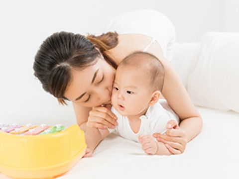 啟業(yè)家政 深耕龍崗月嫂市場(chǎng)，開(kāi)拓深圳家政新局面